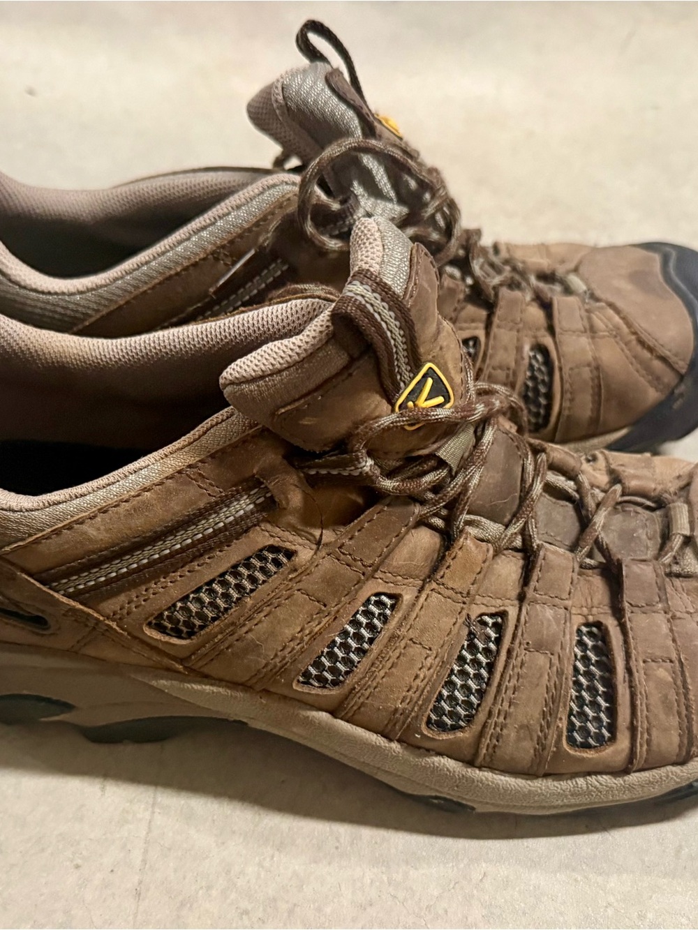 Women’s Keen Ankle Hiking Shoes